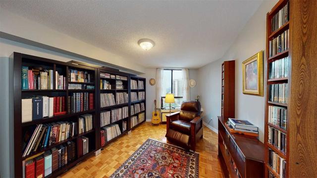e6 - 296 Mill Rd, Condo with 3 bedrooms, 3 bathrooms and 2 parking in Toronto ON | Image 2