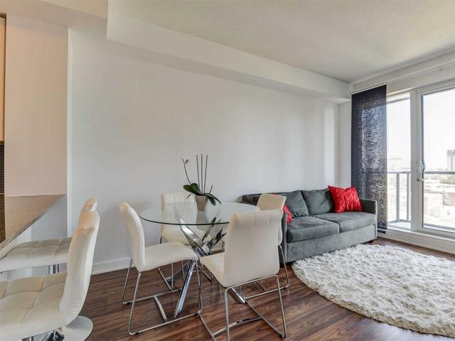 807 - 260 Sackville St, Condo with 1 bedrooms, 2 bathrooms and 1 parking in Toronto ON | Image 4