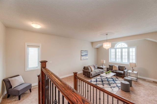 313 Zeller Dr, House detached with 4 bedrooms, 3 bathrooms and 4 parking in Kitchener ON | Image 15