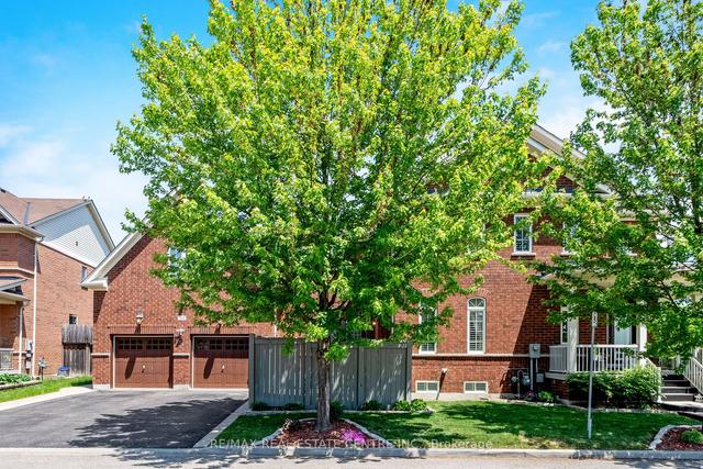 343 Dalgleish Crescent Gdns, House semidetached with 3 bedrooms, 4 bathrooms and 6 parking in Milton ON | Image 12