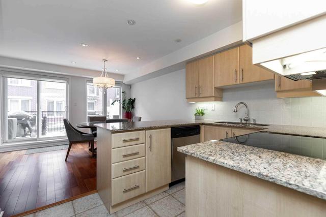 Th 512 - 25 Laidlaw St, Townhouse with 3 bedrooms, 3 bathrooms and 1 parking in Toronto ON | Image 6