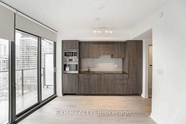 1212 - 11 Wellesley St W, Condo with 0 bedrooms, 1 bathrooms and 0 parking in Toronto ON | Image 14