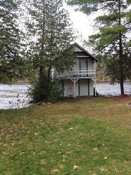 1030 Currie St, House detached with 2 bedrooms, 1 bathrooms and null parking in Muskoka Lakes ON | Image 13
