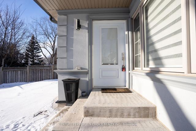 5 Murray St, House detached with 3 bedrooms, 2 bathrooms and 8 parking in Brampton ON | Image 30