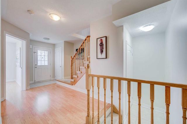 45 Wild Oak Lane, House semidetached with 4 bedrooms, 4 bathrooms and 4 parking in Markham ON | Image 36