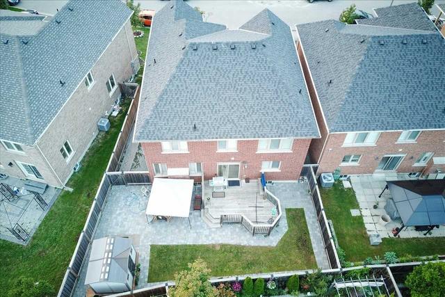 11 Martinau Dr S, House detached with 4 bedrooms, 5 bathrooms and 7 parking in Markham ON | Image 26