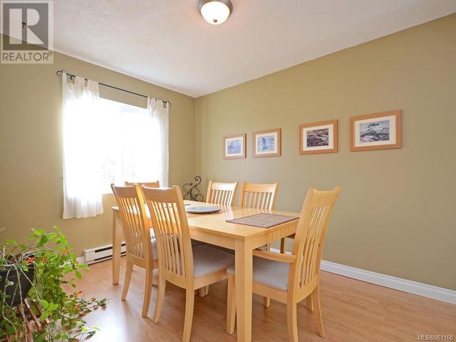 102 - 940 Inverness Rd, Condo with 2 bedrooms, 2 bathrooms and 1 parking in Saanich BC | Image 6
