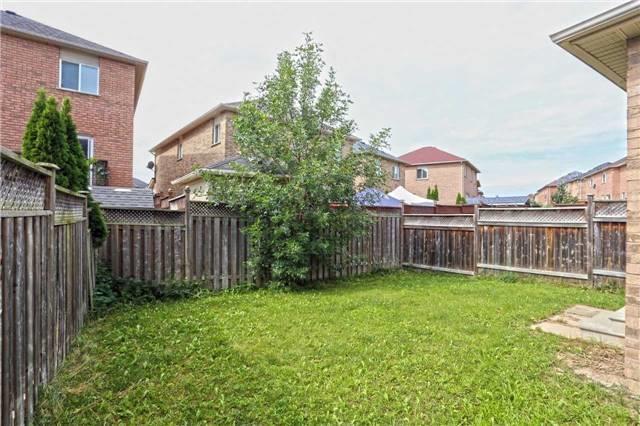 8 Topiary Lane, House semidetached with 3 bedrooms, 3 bathrooms and 1 parking in Brampton ON | Image 20