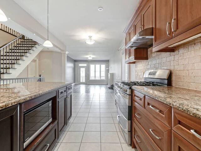 3207 Stocksbridge Ave, House detached with 3 bedrooms, 3 bathrooms and 2 parking in Oakville ON | Image 13