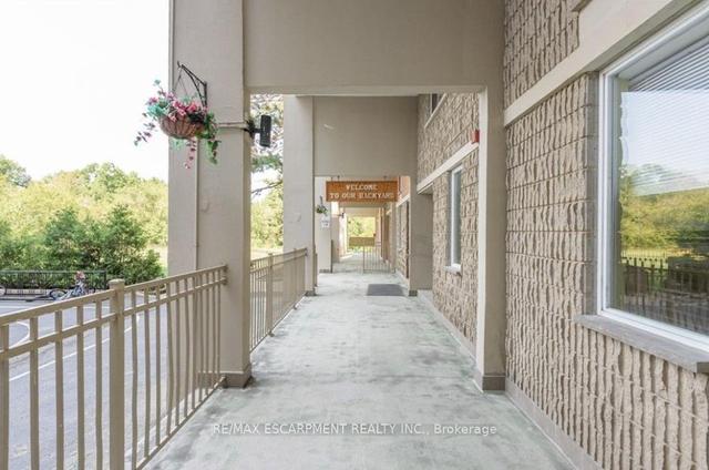 312 - 350 Quigley Rd, Condo with 3 bedrooms, 1 bathrooms and 1 parking in Hamilton ON | Image 7