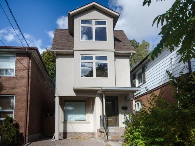 40 Deforest Rd, House detached with 3 bedrooms, 3 bathrooms and 2 parking in Toronto ON | Image 1