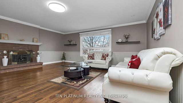 46 Colchester Ave, House detached with 3 bedrooms, 4 bathrooms and 4 parking in Brampton ON | Image 35