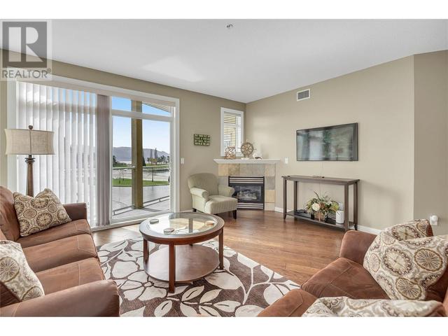 432 - 1088 Sunset Drive, Condo with 2 bedrooms, 2 bathrooms and 1 parking in Kelowna BC | Image 14
