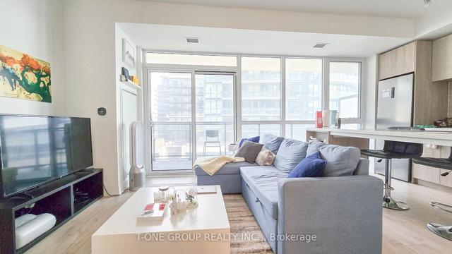 805 - 65 Annie Craig Dr, Condo with 2 bedrooms, 2 bathrooms and 1 parking in Toronto ON | Image 8