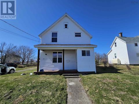 29 Duke Street, House detached with 3 bedrooms, 1 bathrooms and null parking in Cape Breton NS | Card Image