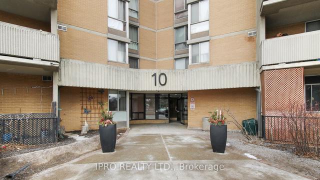 2106 - 10 Martha Eaton Way, Condo with 2 bedrooms, 2 bathrooms and 2 parking in Toronto ON | Image 23