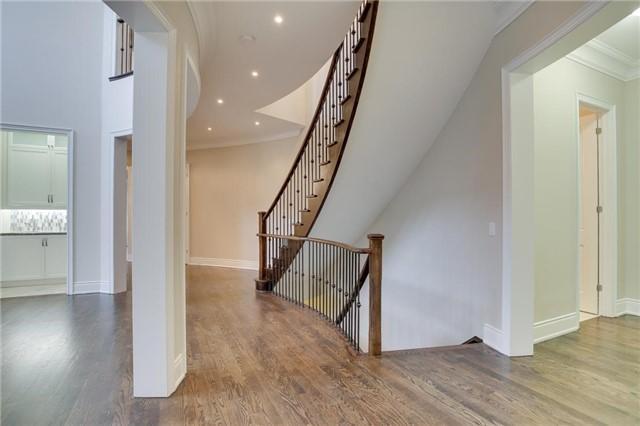 85 Torgan Tr, House detached with 5 bedrooms, 5 bathrooms and 4 parking in Vaughan ON | Image 4