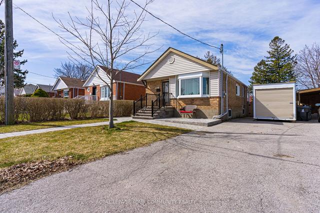 148 North Bonnington Ave, House detached with 2 bedrooms, 2 bathrooms and 4 parking in Toronto ON | Image 23