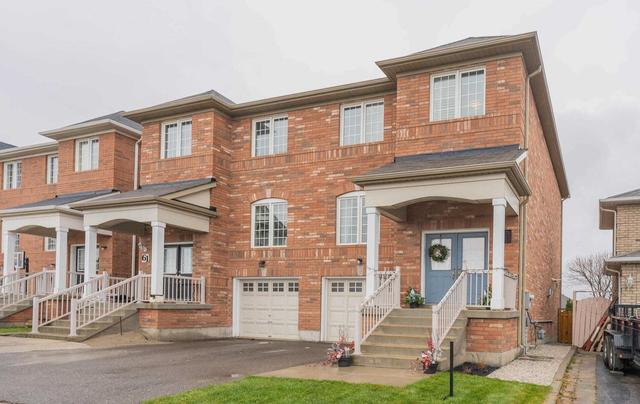 59 D'amato Cres, House semidetached with 3 bedrooms, 4 bathrooms and 2 parking in Vaughan ON | Image 1