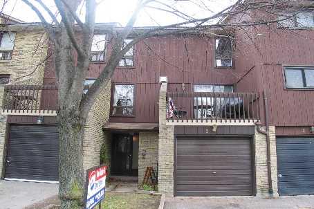 2 - 7251 Copenhagen Rd, Townhouse with 3 bedrooms, 2 bathrooms and 1 parking in Mississauga ON | Image 1