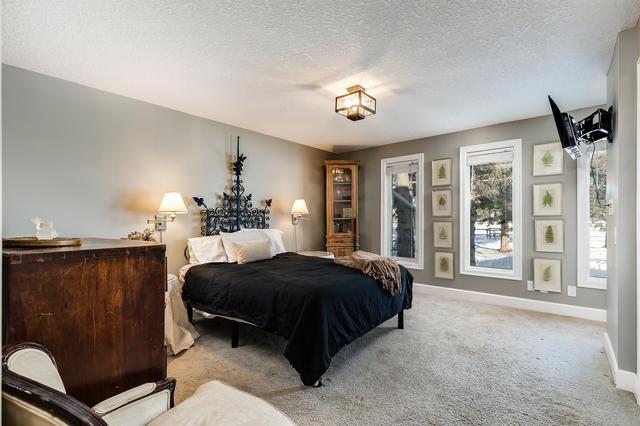 300 - 240107 179 Avenue W, House detached with 4 bedrooms, 2 bathrooms and 8 parking in Calgary AB | Image 5