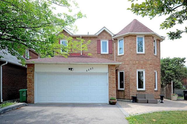 4482 Kingston Crt, House detached with 4 bedrooms, 3 bathrooms and 8 parking in Mississauga ON | Image 1