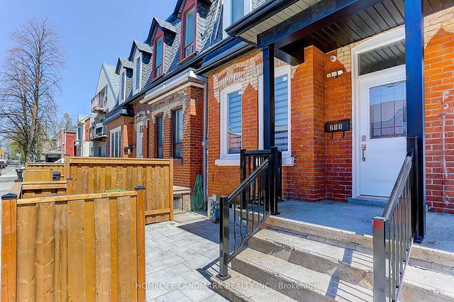 213 Osler St, House attached with 4 bedrooms, 3 bathrooms and 2 parking in Toronto ON | Image 23