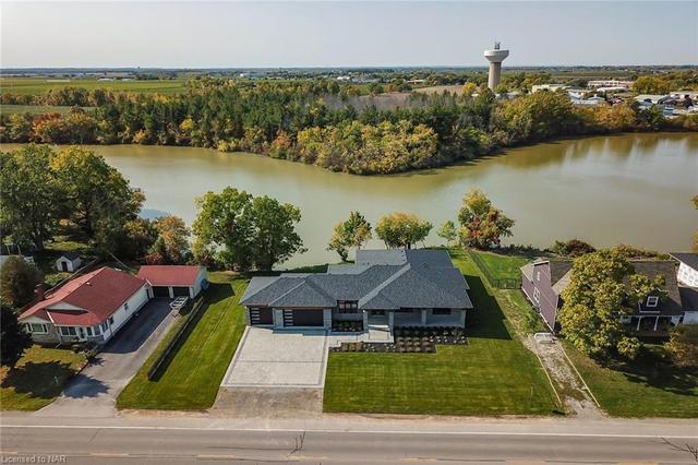 1504 Four Mile Creek Road, House detached with 3 bedrooms, 2 bathrooms and null parking in Niagara on the Lake ON | Image 2
