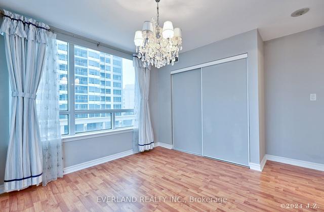 412 - 8 Rean Dr, Condo with 2 bedrooms, 2 bathrooms and 1 parking in Toronto ON | Image 10