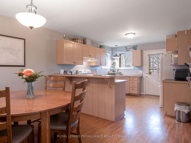 452 Mccallum St, House semidetached with 2 bedrooms, 3 bathrooms and 4 parking in Kingston ON | Image 27