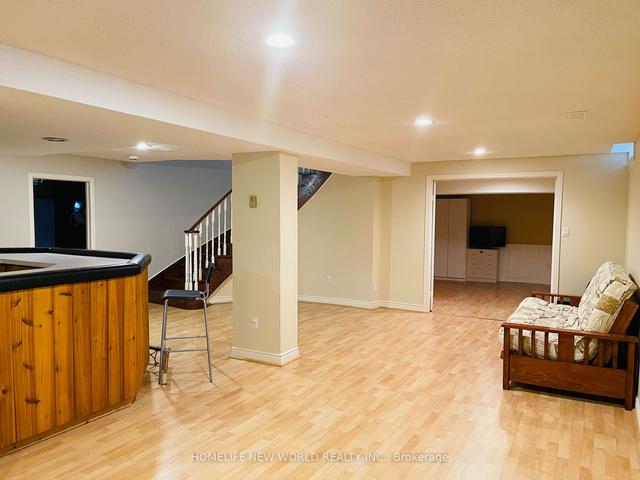 28 Glamorgan Crt, House detached with 4 bedrooms, 4 bathrooms and 6 parking in Markham ON | Image 24