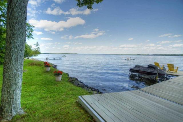 68 West Bay Blvd, House detached with 4 bedrooms, 2 bathrooms and 8 parking in Kawartha Lakes ON | Image 2