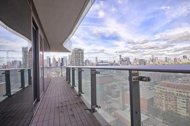 2002 - 70 Distillery Lane, Condo with 2 bedrooms, 2 bathrooms and 1 parking in Toronto ON | Image 18