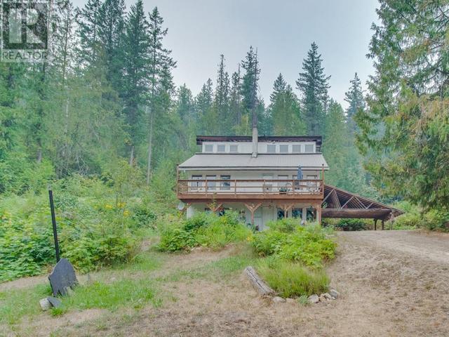 2373 Mabel Lake Road, House detached with 3 bedrooms, 3 bathrooms and null parking in North Okanagan F BC | Image 52