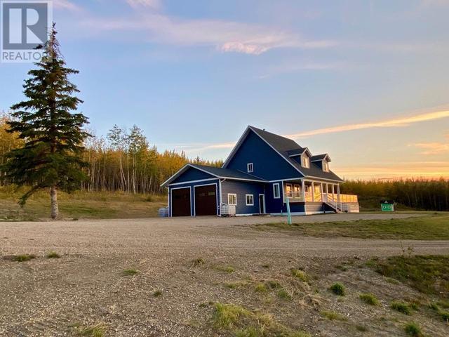13033 221 Road, House detached with 4 bedrooms, 2 bathrooms and 2 parking in Peace River D BC | Image 1