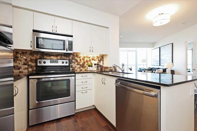 3007 - 2230 Lake Shore Blvd W, Condo with 2 bedrooms, 2 bathrooms and 1 parking in Toronto ON | Image 7