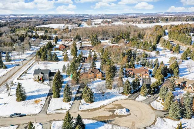 4 Craig Crt, House detached with 4 bedrooms, 3 bathrooms and 12 parking in Clarington ON | Image 29