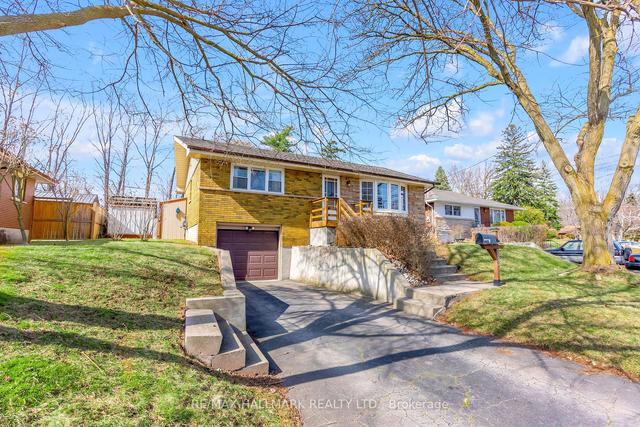 183 Grove Park Dr, House detached with 3 bedrooms, 2 bathrooms and 4 parking in Burlington ON | Image 33