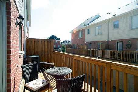 th 3 - 200 Tenth St, Townhouse with 3 bedrooms, 2 bathrooms and 2 parking in Toronto ON | Image 8
