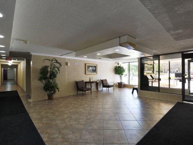 2101 - 4 Kings Cross Rd, Condo with 3 bedrooms, 2 bathrooms and 2 parking in Brampton ON | Image 14