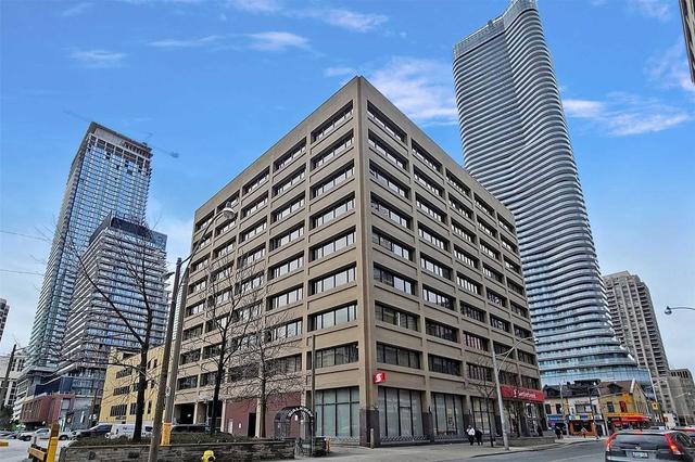 604 - 555 Yonge St, Condo with 1 bedrooms, 1 bathrooms and 1 parking in Toronto ON | Image 1