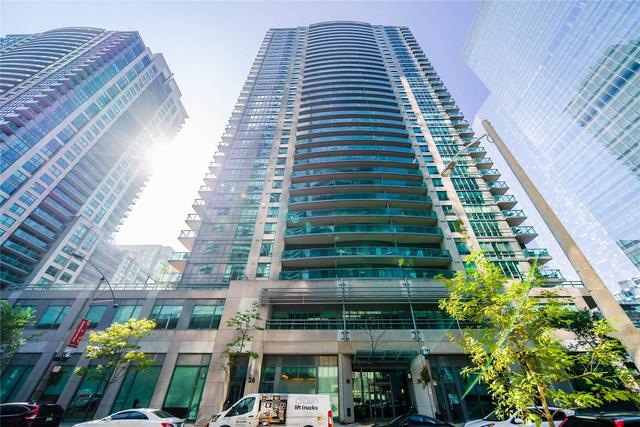 501 - 30 Grand Trunk Cres, Condo with 1 bedrooms, 1 bathrooms and 0 parking in Toronto ON | Image 1