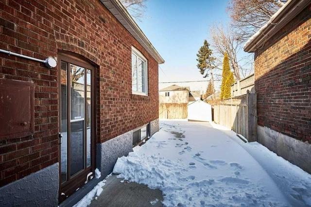 1256 Kingston Rd, House detached with 3 bedrooms, 2 bathrooms and 2 parking in Toronto ON | Image 21