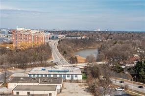 1303 - 65 Speers Rd, Condo with 2 bedrooms, 2 bathrooms and 1 parking in Oakville ON | Image 11