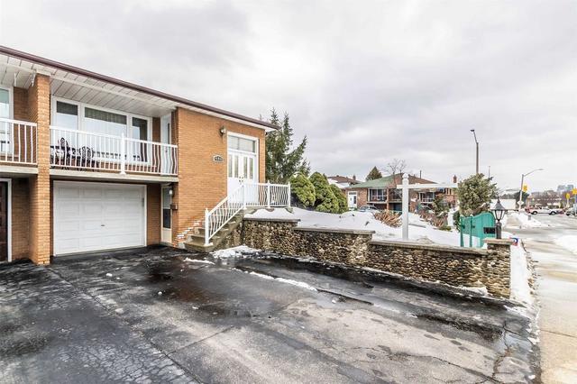 486 Meadows Blvd, House semidetached with 3 bedrooms, 2 bathrooms and 4 parking in Mississauga ON | Image 12