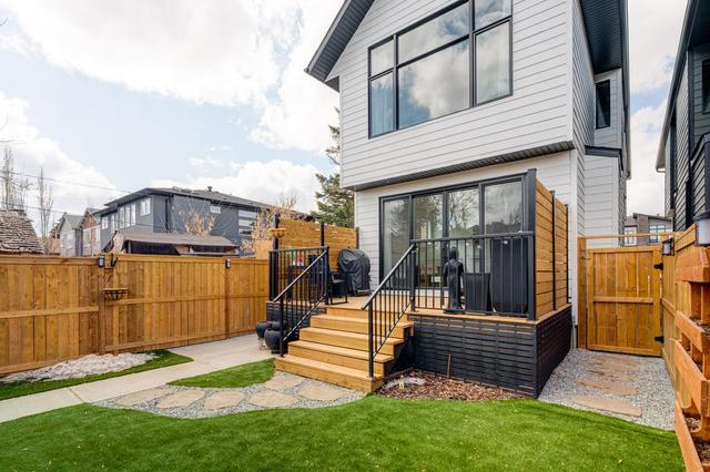 4626 82 Street Nw, House detached with 4 bedrooms, 3 bathrooms and 2 parking in Calgary AB | Image 45