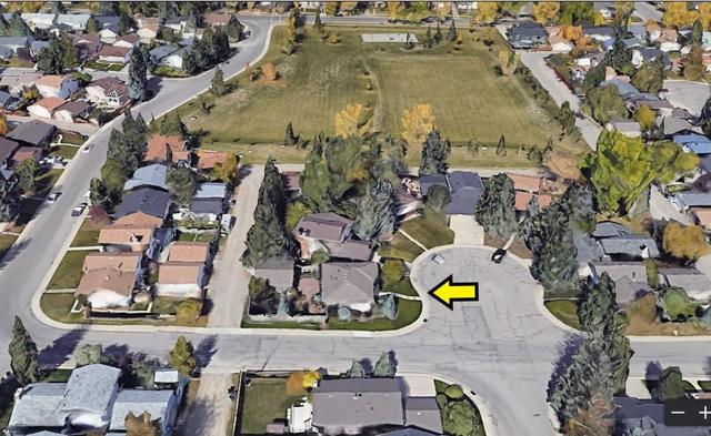 28 Bracewood Place Sw, House detached with 3 bedrooms, 2 bathrooms and 2 parking in Calgary AB | Image 45