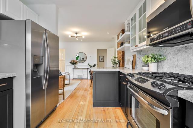105 Rosethorn Ave, House semidetached with 2 bedrooms, 2 bathrooms and 1 parking in Toronto ON | Image 11