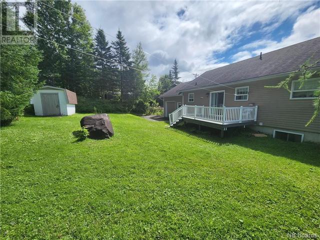 233 Bellevue Street, House detached with 3 bedrooms, 2 bathrooms and null parking in Edmundston NB | Image 44