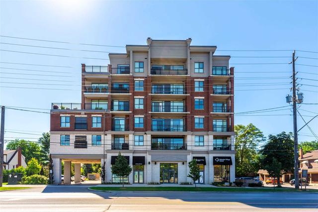 402 - 34 Plains Rd E, Condo with 1 bedrooms, 1 bathrooms and 2 parking in Burlington ON | Card Image
